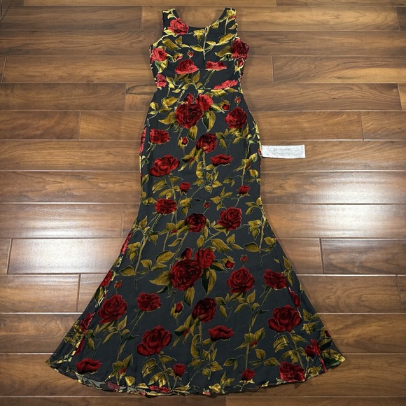 Dress the Population | Dresses | Dress The Population Size Small Black  Floral Velvet Cherilyn Maxi Dress | Poshmark